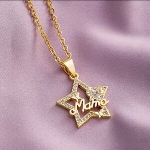 18K Gold MAMA Nameplate In Star Pave Diamond Inlay Pendant Necklace Mother’s Day